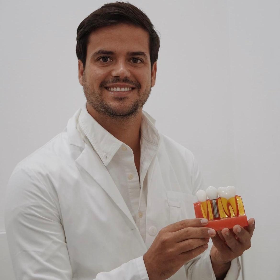 Dr. Ignacio Muro Loscertales